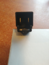 Remlichtschakelaar Nissan 25320-4M400 CA33/ CK12/ D40/ E11/ J10/ K11/ K12/ N16/ P11/ P12/ R51/ T30/ T31/ V10/ WP11/ Z33/ Z50 Nieuw.
