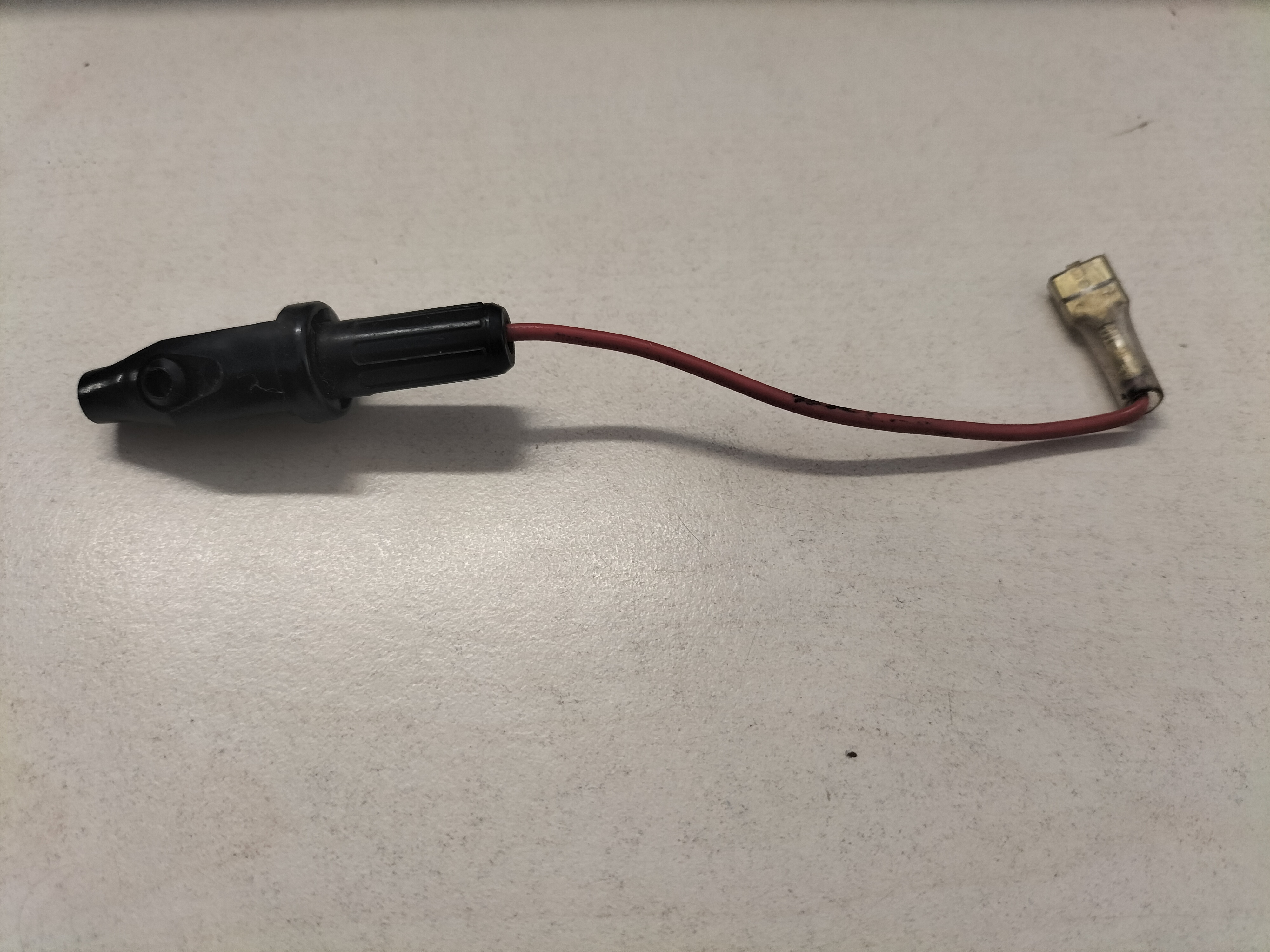 Holder assy-fusible link Datsun Cherry E10 (20250710) Used part.