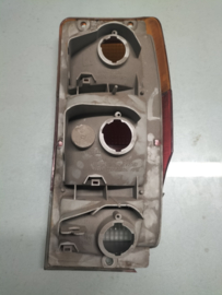 Achterlicht Nissan Vanette C120 26525-G4002 (220-52422L) Gebruikt. Lichte schade.