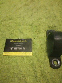 Bracket steering gear Nissan Micra K11 48353-5F000