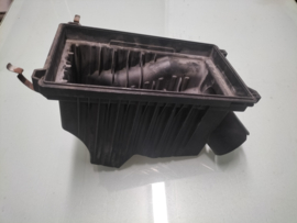 Air cleaner housing Nissan 16528-BN300 Used