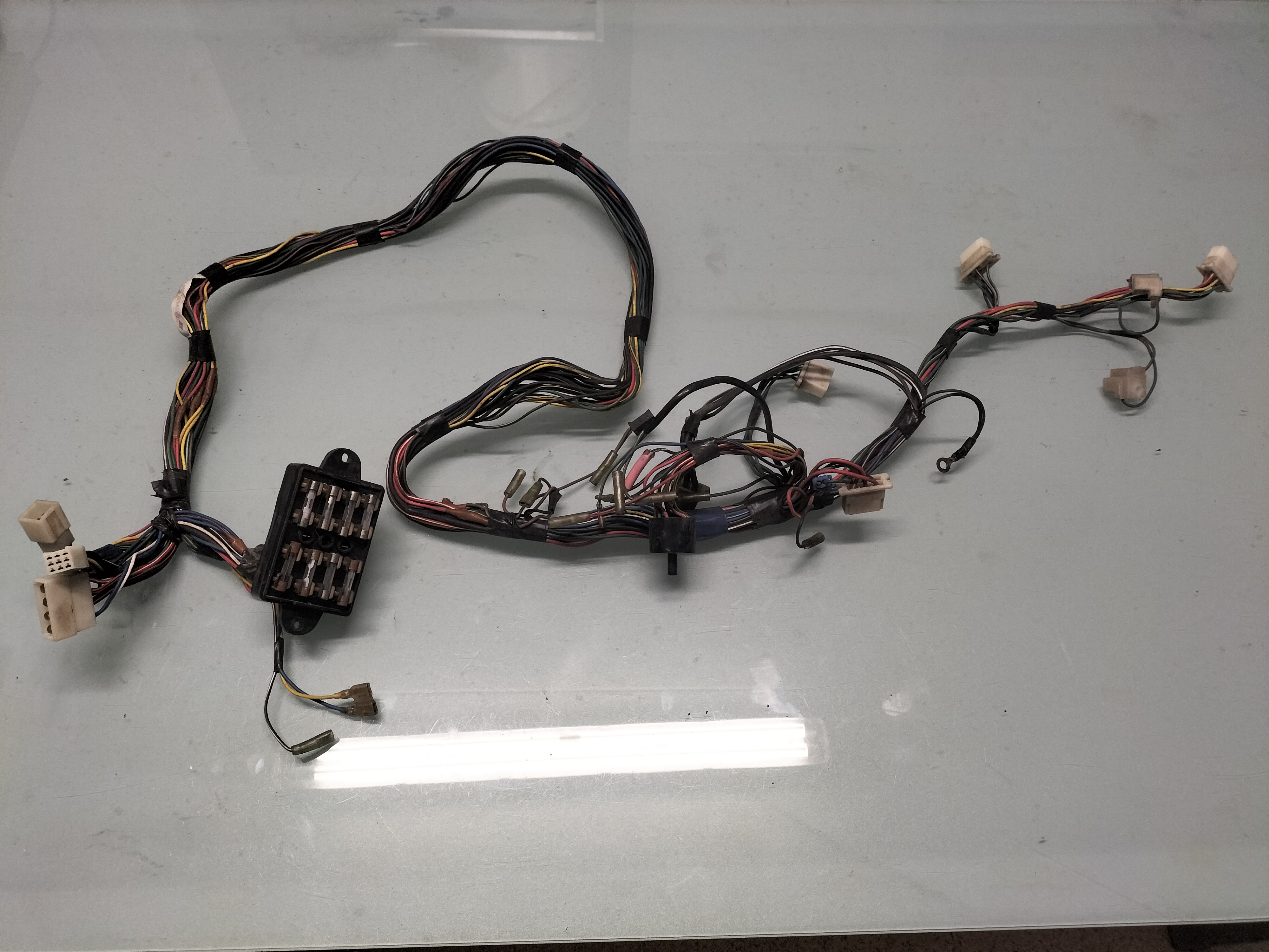 Assy-harness, instrument Datsun Cherry E10 24013-M1010 Used part.