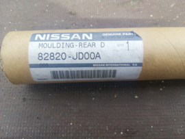 Sierstrip portier rechtsachter Nissan Qashqai J10 82820-JD00A Origineel.