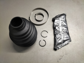 Aandrijfashoesset K9K/ MR20DE wielzijde linksvoor Nissan Qashqai J10 C9241-JA01A  Nieuw.