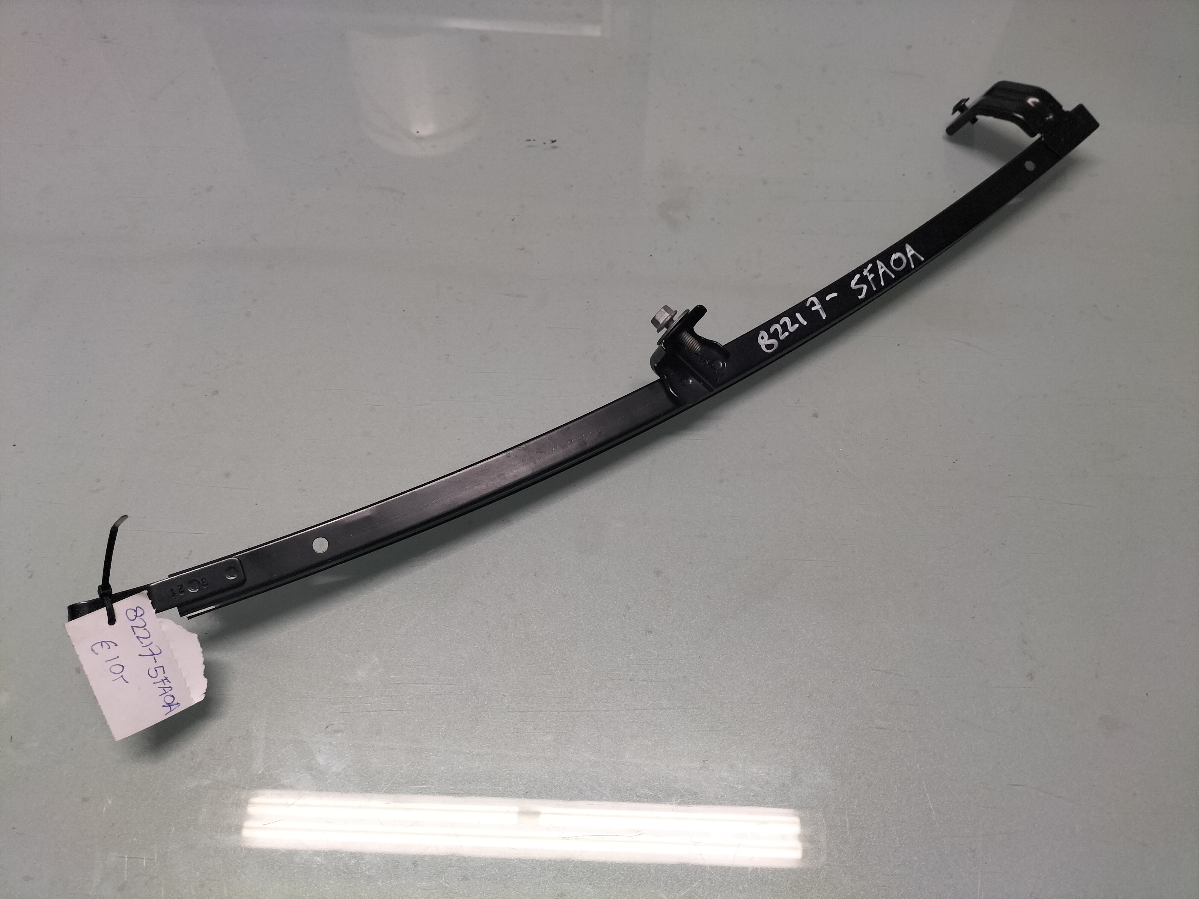 Portierraamgeleider linksachter Nissan Micra K14 82217-5FA0A Gebruikt