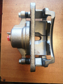 Remklauw rechtsvoor Nissan Sunny Wagon Y10 41001-58Y00