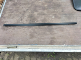 Sierlijst buitenzijde achterportier links Nissan Qashqai JJ10 82821-EY10A Origineel.