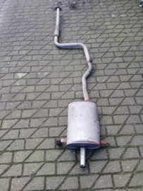 Achterdemper CA20E Nissan Bluebird T72 20100-D3661 Gebruikt.