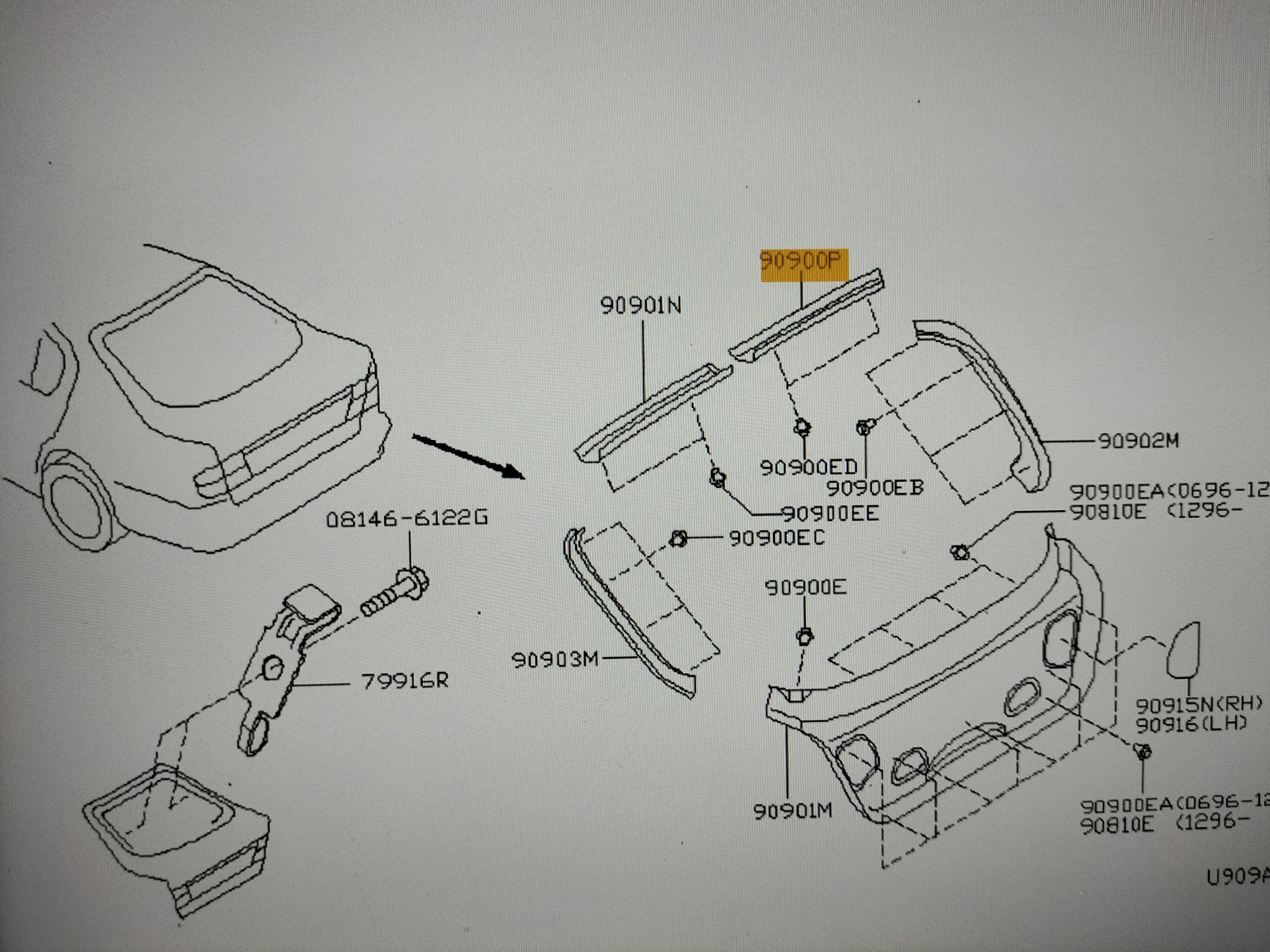 Afdekkap achterklep rechtsboven Nissan Primera P11 hatchback 90900-2F712 Gebruikt.