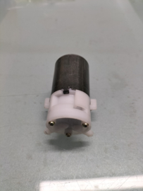 Ruitensproeierpompje Nissan 28920-04B00 K10/ M10 Origineel.