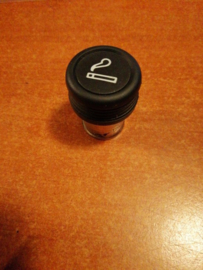 Cigarette lighter Nissan 25335-Q9000 C23/ D40/ F24/ N16/ P10/ P11/ P12/ R20/ R51/ T72/ V10/ WP11 Used part.
