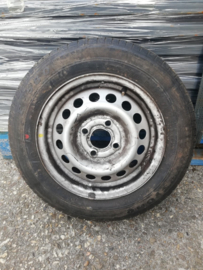 155/70R13 4x100 5J ET45 Nissan 40300-4F410 Schade.