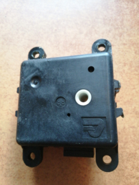 Actuator-air intake box Nissan Terrano2 R20 27740-0X000 Used part.