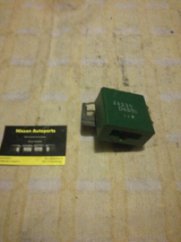 Relay-wiper Nissan Bluebird T72 25230-D4500 Used part.