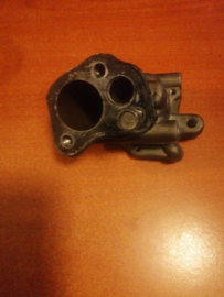Thermostaathuis SR20DE Nissan Primera P10/ P11/ WP11 11061-89J00 Gebruikt.