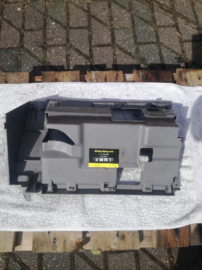 Frame dashboardkastje Nissan Primera P11/WP11 68108-9F601