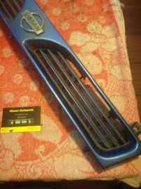 Grille Nissan Sunny N14 62310-65C00