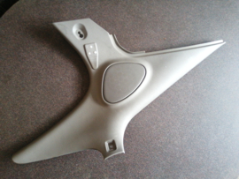 Afdekkap achterruit links Nissan Primera P11 76935-9F602 (76935-2F702) Gebruikt.