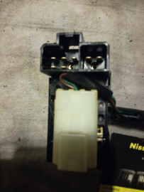 Ruitenwisserschakelaar Nissan Micra K11 25260-4F200 (schade)