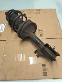 Veerpoot linksvoor Nissan Almera N16 54303-BN428 + 54010-BN301 Gebruikt Lichte Schade.