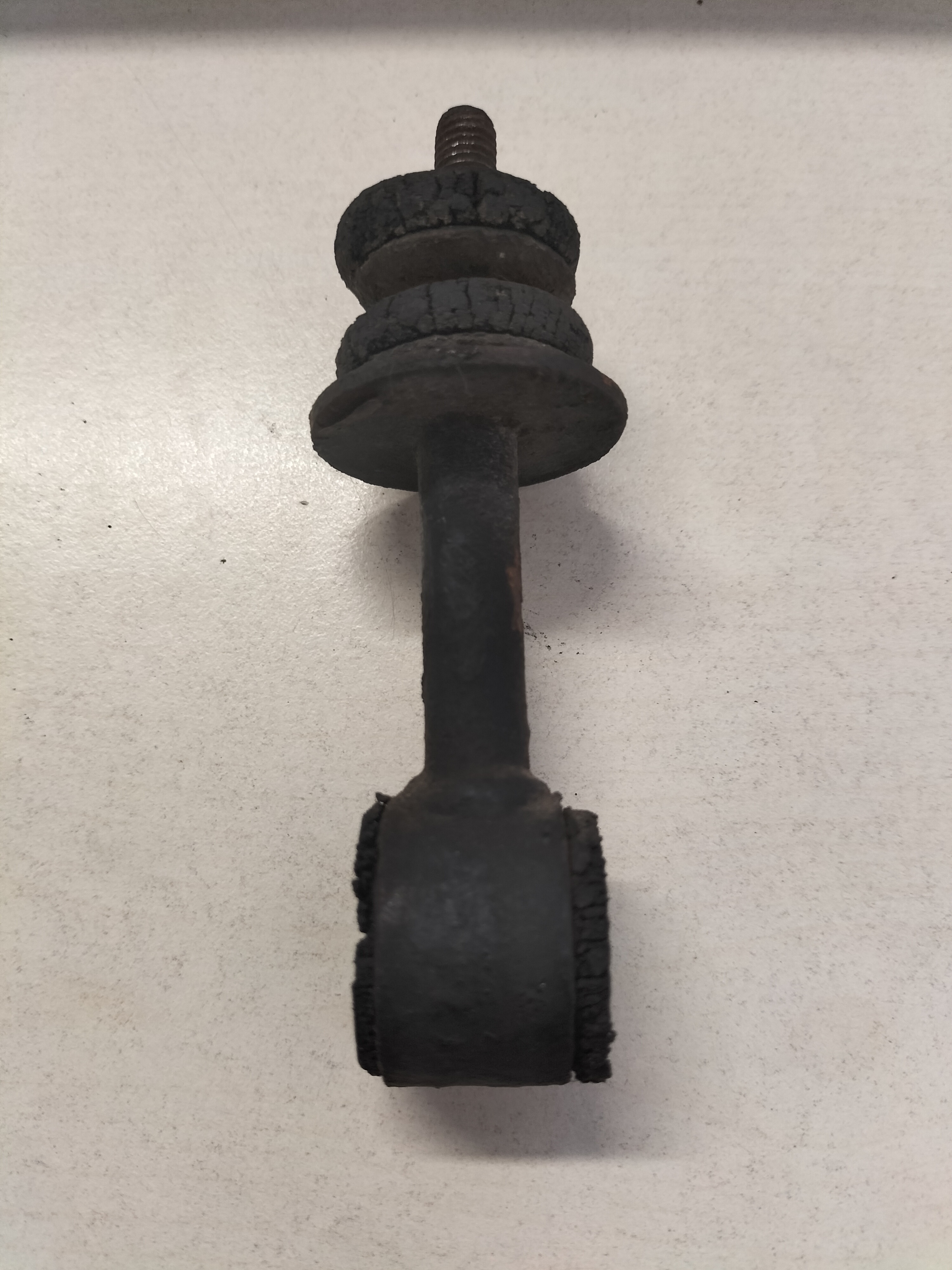 Reactiestang stabilisator vooras Datsun Cherry E10 54330-M0200 Gebruikt.