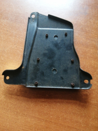 Bracket-front bumper side, left-hand Nissan Bluebird T12/ T72 62221-D3800 Used part.