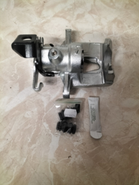 Remklauw rechtsachter Nissan Interstar X70 44001-00Q0B Nieuw.