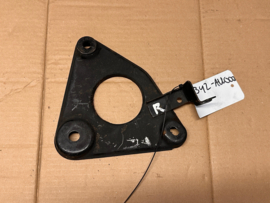 Stopper-Insulator right-hand Nissan Primera P12 54342-AU000 Used part.
