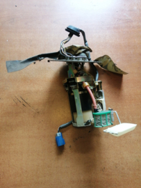 Brandstofpomp CA20E Nissan Bluebird T12/ T72/ U11 17040-D4561 Gebruikt.