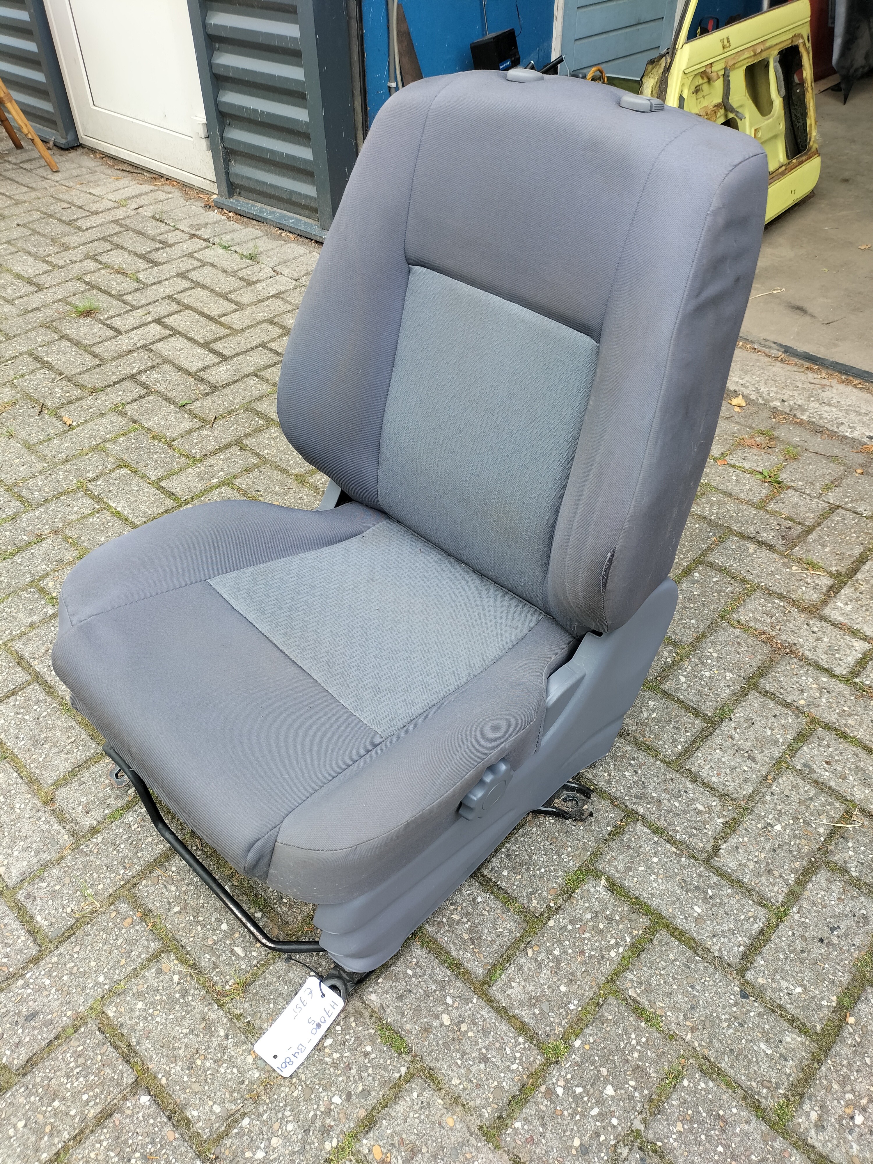seat Front Nissan Almera Tino V10 H7050-BU801 Used