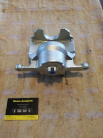Remklauw linksvoor Nissan 41011-JD00A J10/JJ10/T31