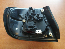 Achterlicht rechts buitenste Nissan Primera P11 - sedan 26550-2F025
