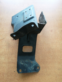 Houder stuuroliereservoir Nissan Terrano2 R20 49190-7F000
