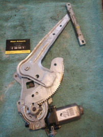 Raammechanisme met motor linksachter Nissan Almera N16 82701-BM700