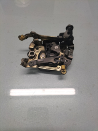 Deurslot rechtsvoor Nissan Micra K10 80512-04B00 Gebruikt