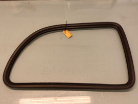 Weatherstrip-side window, right-hand Nissan Micra K11 83330-4F100 Used part.