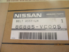 Veiligheidsgordelspanner linksvoor Nissan Patrol Y61 86885-VC005 Origineel.