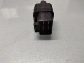 Holder-switch stop lamp Nissan 25320-AX000 Used part