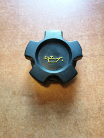 Cap oil filler Nissan 15255-D5500 B11/ B12/ C32/ D21/ E24/ F22/ F23/ GC22/ J30/ M10/ M11/ N13/ N14/ P10/ S12/ T12/ T72/ U11/ W10/ WD21/ Y10/ Y60/ Z31/ Z32 Used part.