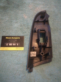 Raambedieningspaneel linksachter Nissan Almera N16 82961-BM703