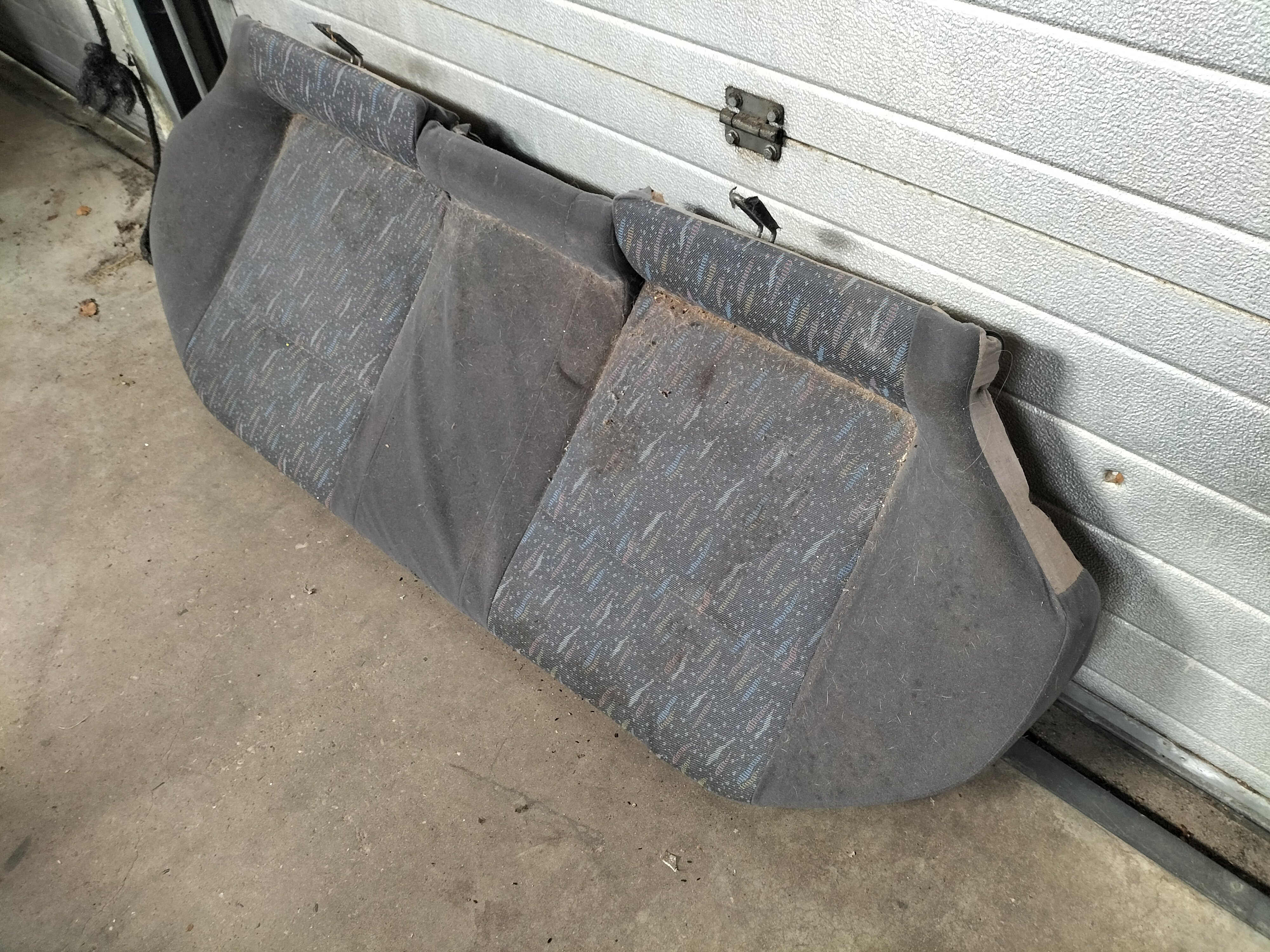 Achterbankzitting Nissan Primera P11/ WP11 88300-3J402 Gebruikt.