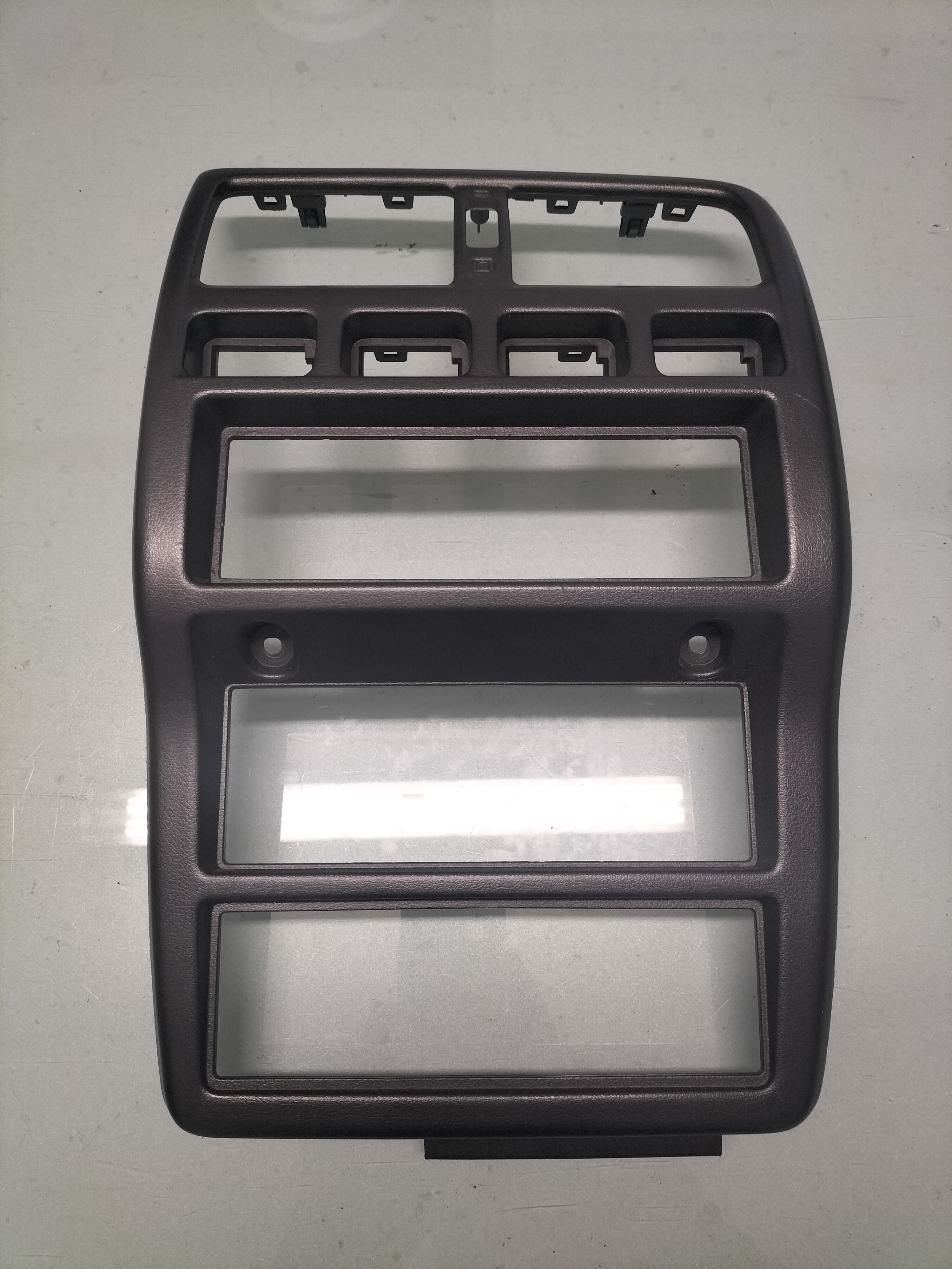 Middenpaneel dashboard Nissan Almera N15 68260-2N500 Gebruikt
