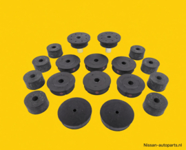 Bushing set body on chassis Nissan Patrol 160 New.