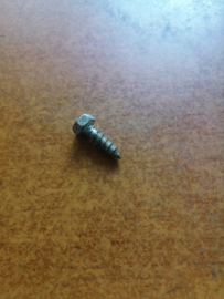 Bolt M4.75 X 16 Nissan 01456-00022 Used part.