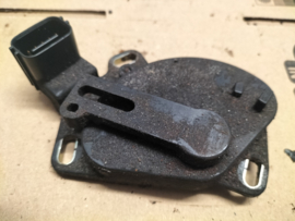 Park/neutral position switch Nissan Primera P12 31935-8E000 Used part.
