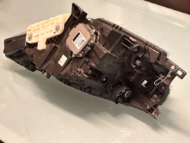 Koplamp links Nissan Leaf ZE0E 26060-3NL5A Gebruikt.