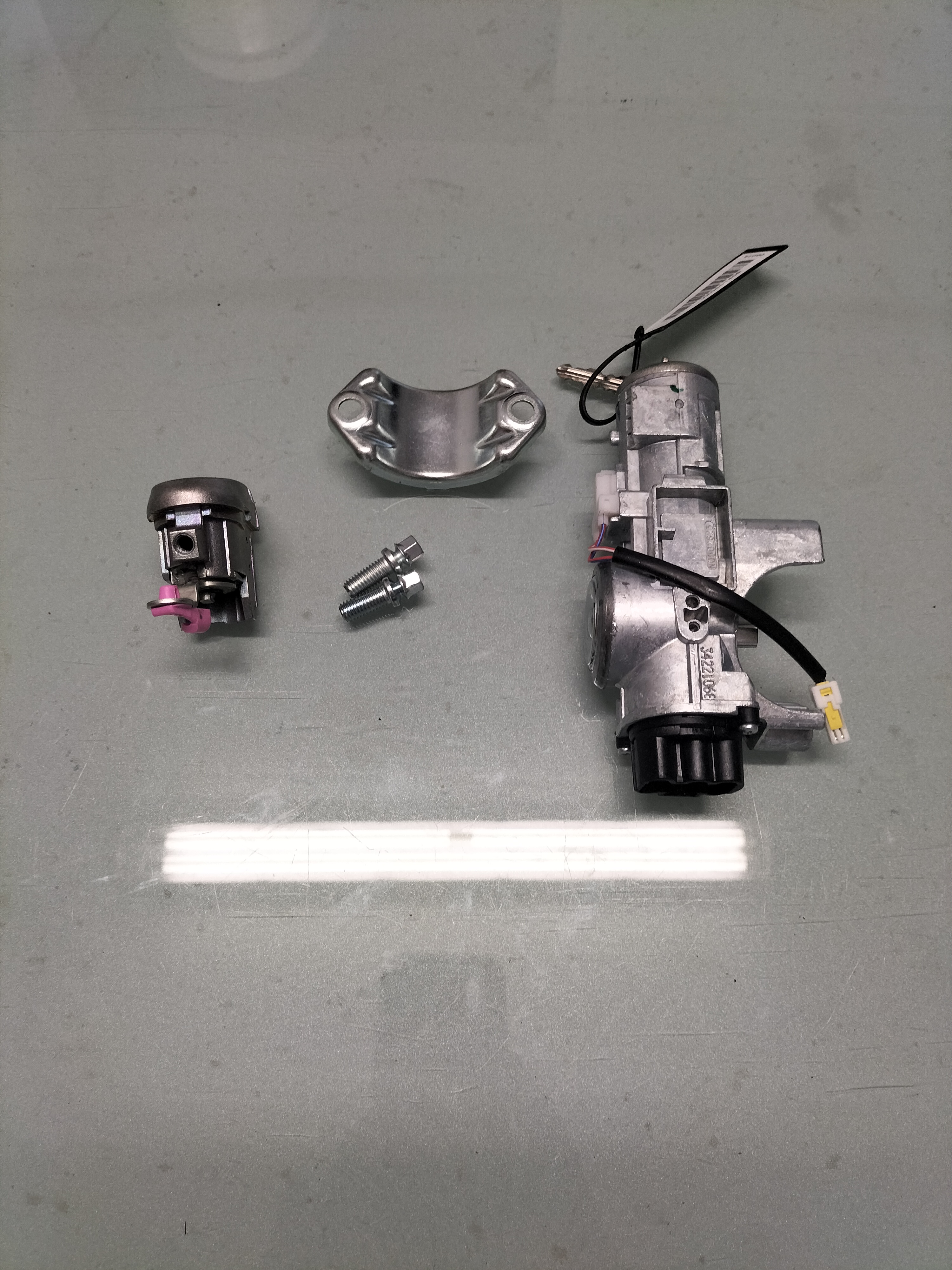 Key set Nissan K9810-9U02A Original