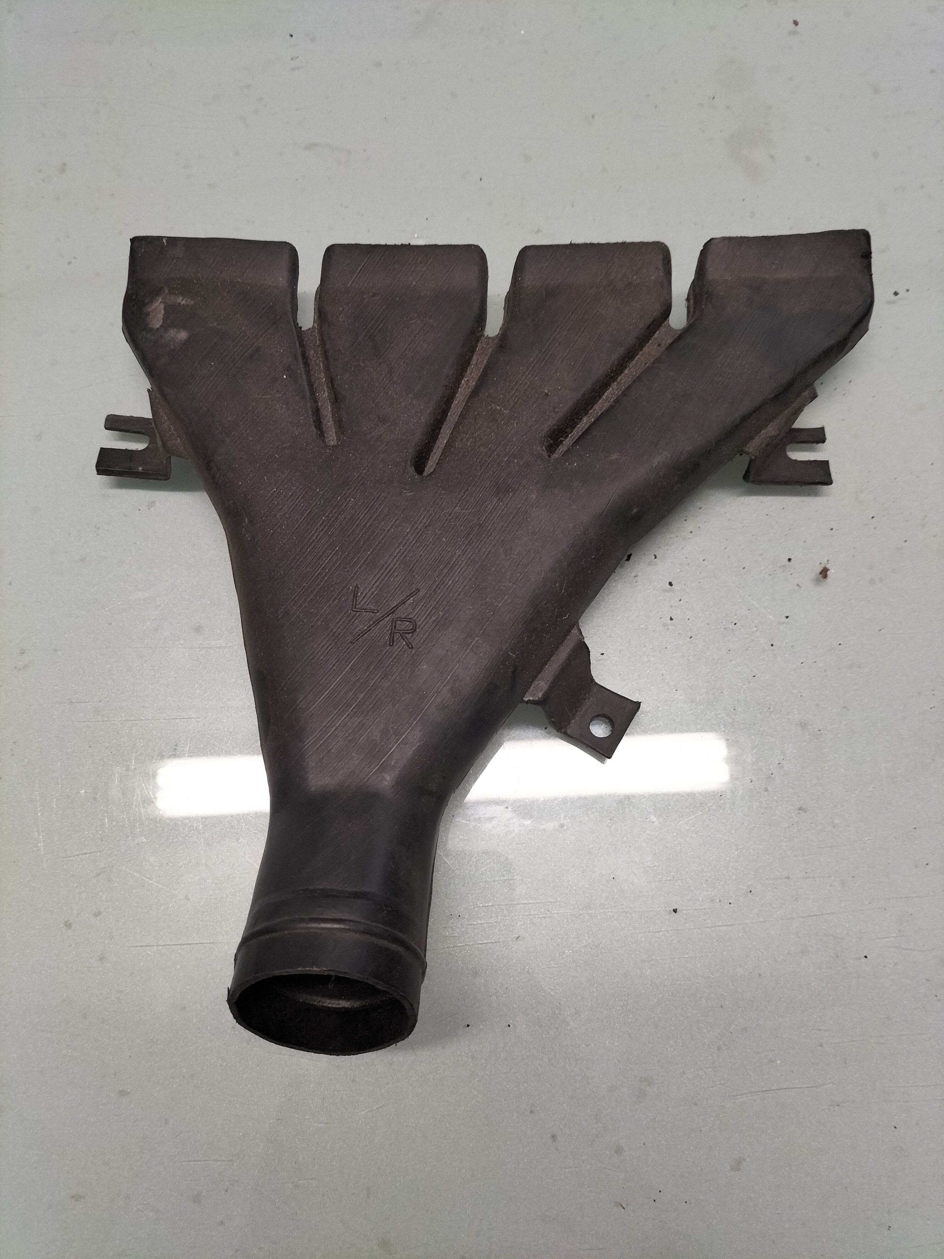 Nozzle defroster, right-hand Datsun Cherry E10 27172-M1000 Used part.