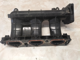 Inlaatspruitstuk HR09DET Nissan Micra K14 14003-00Q3E (14003-00Q3B) Gebruikt.
