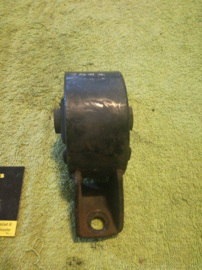 Insulator-engine mounting, rear Nissan 11320-0M002 B13/ N14/ N15/ Y10 Used part.